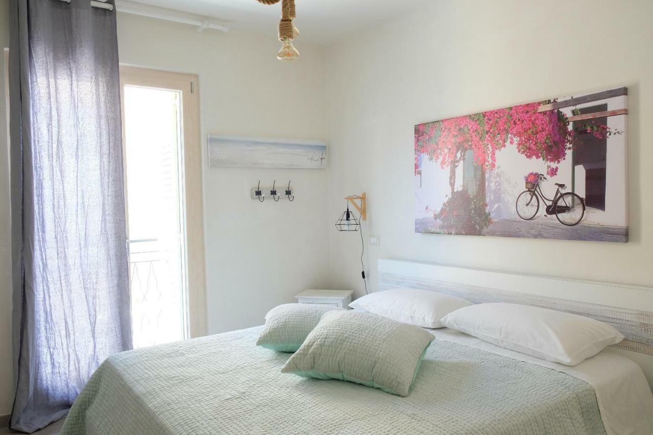 B&B A Pochi Passi Polignano a Mare Bagian luar foto