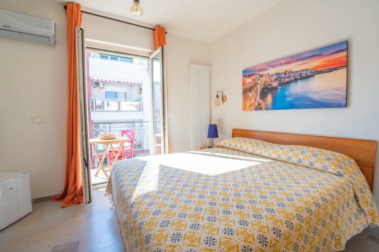 B&B A Pochi Passi Polignano a Mare Bagian luar foto