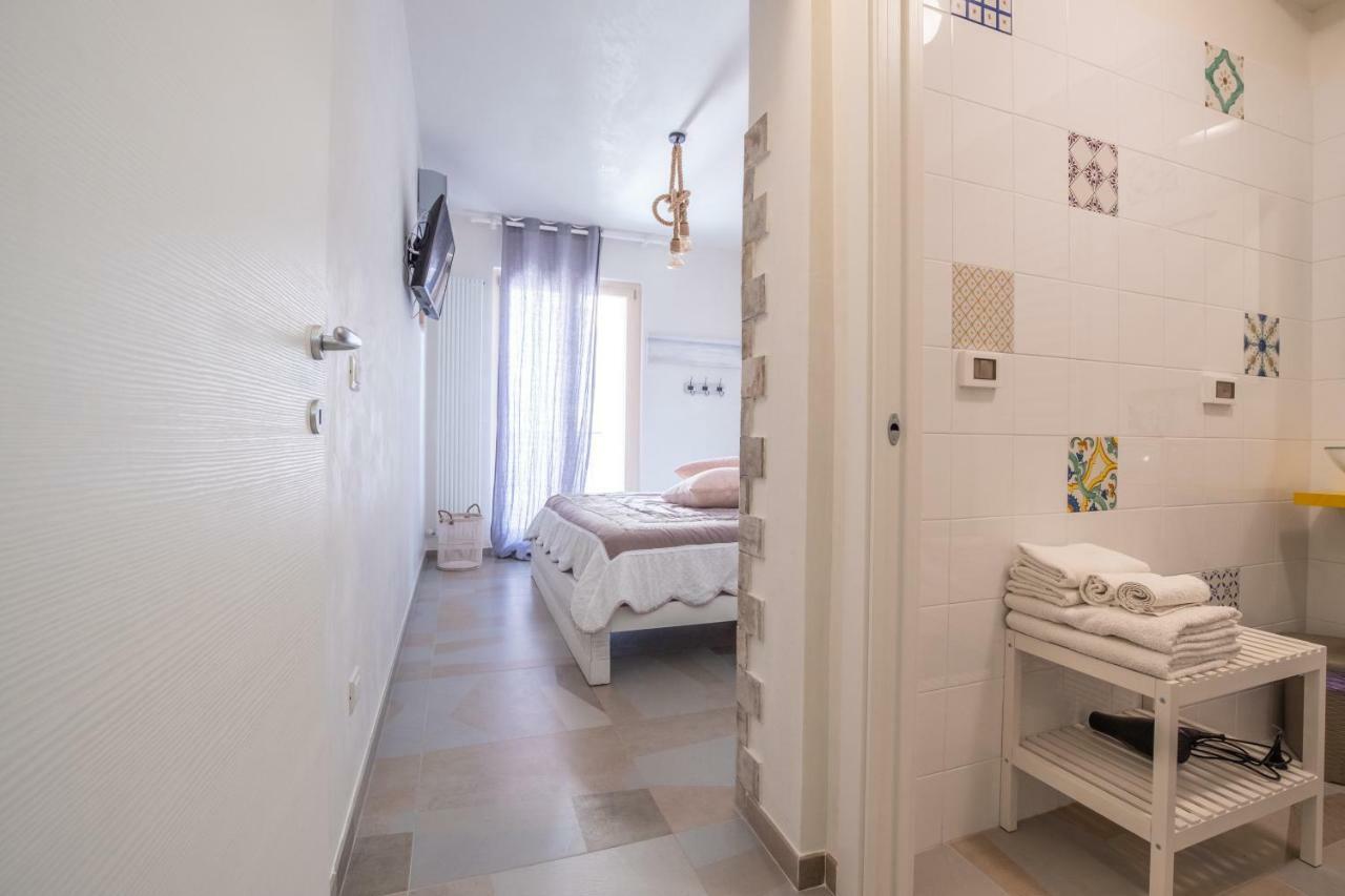 B&B A Pochi Passi Polignano a Mare Bagian luar foto